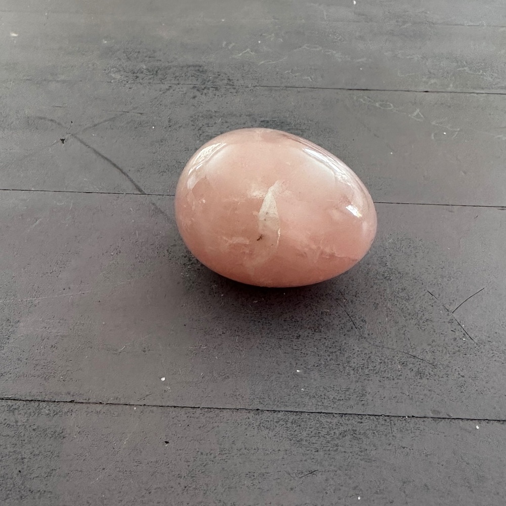 Rose Quarts Chrystal Egg New
